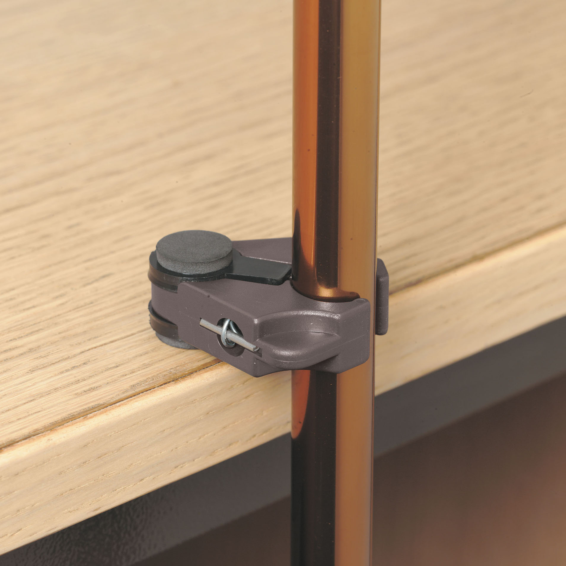 Fixation de canne / béquille -- AA8244