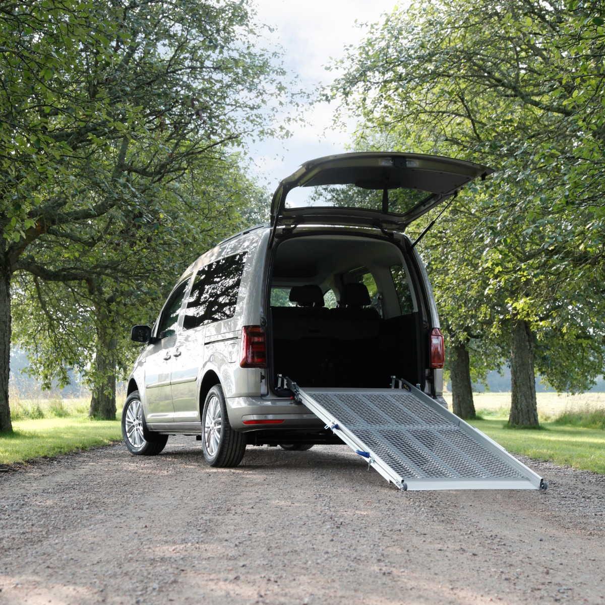 Rampe d’accès fixe pour voiture
