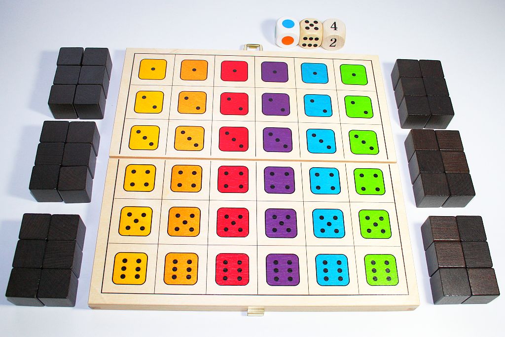 Jeu de dés combiné