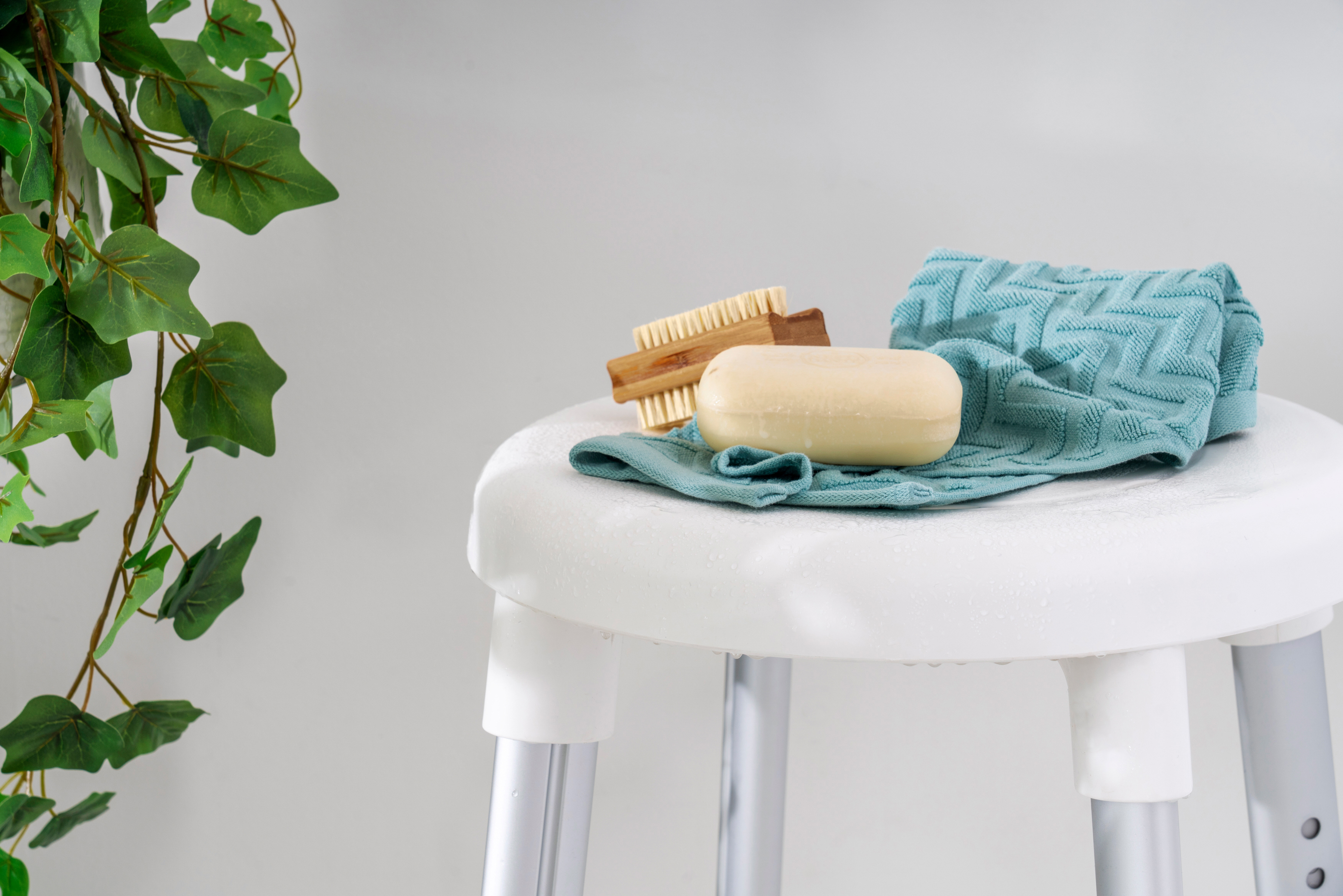 Chaises de douche indépendantes